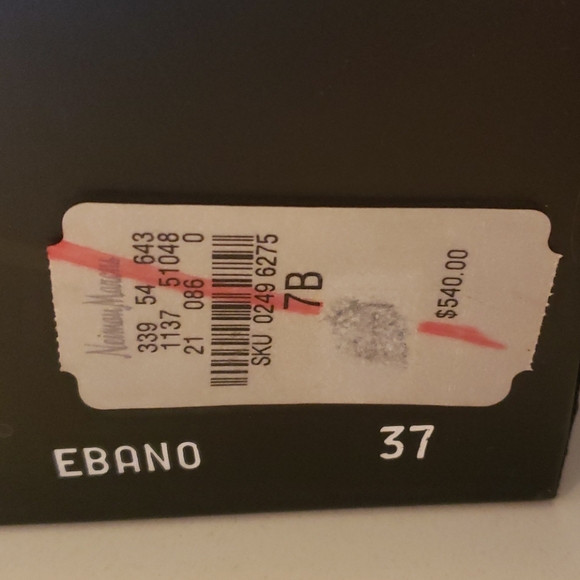 Dark Brown Leather Dolce and Gabbana Pumps sz 7 - Picture 10 of 10